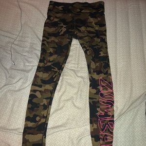 Zumba camo leggings